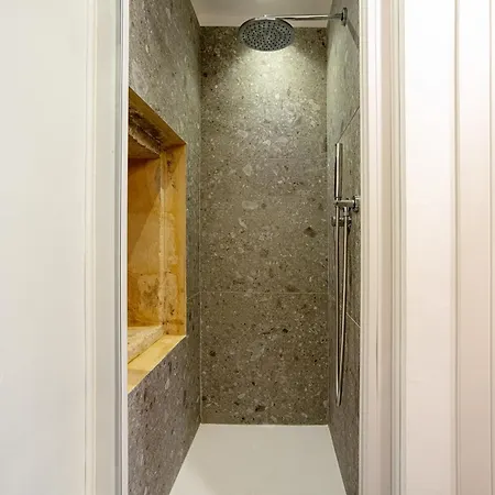 Guest house Ad Maiora - Design 2*